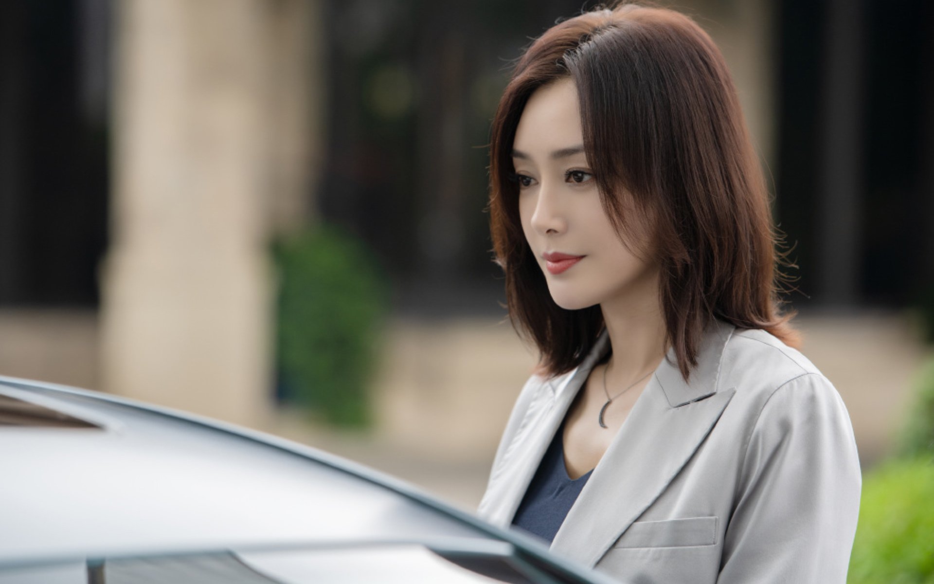 开云体育娱乐-浓眉带伤出战湖人带动全队节奏，湖人队的浓眉伤势怎么样